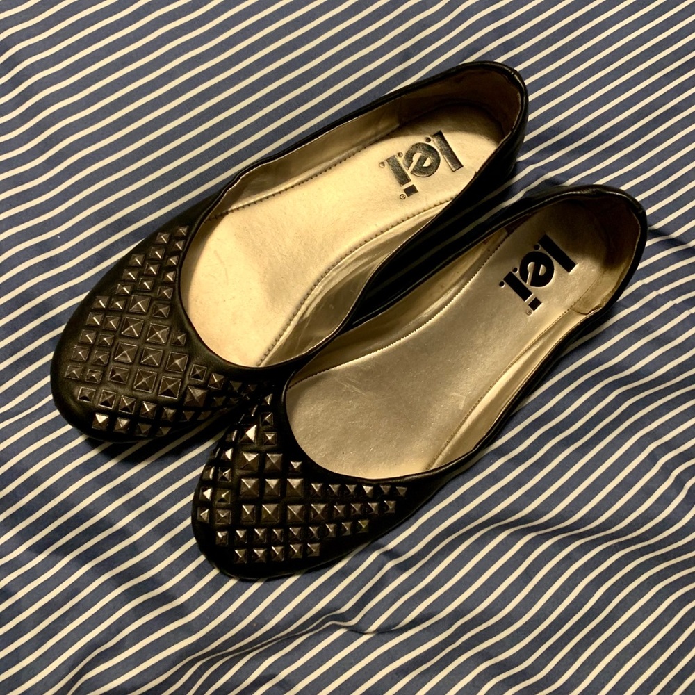 Lei flats
